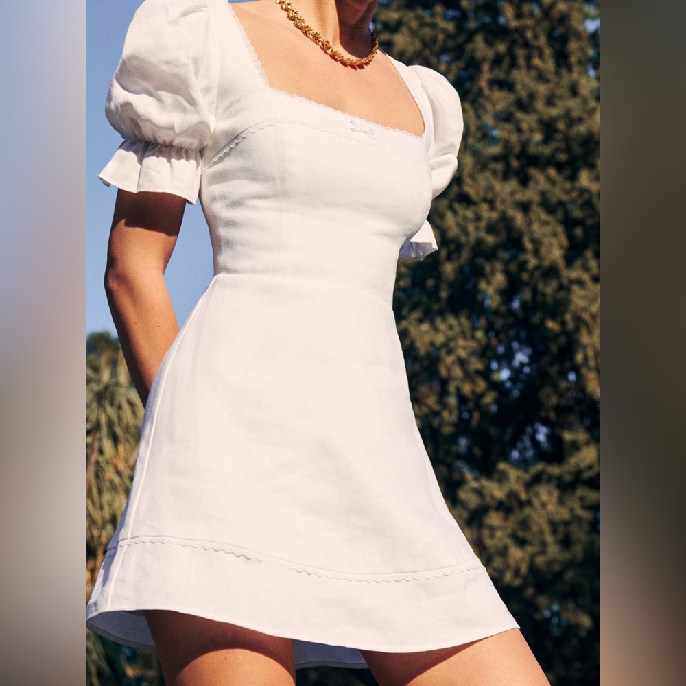 Reformation Evianna Linen Dress in White. Size 6. Brand new with tags.